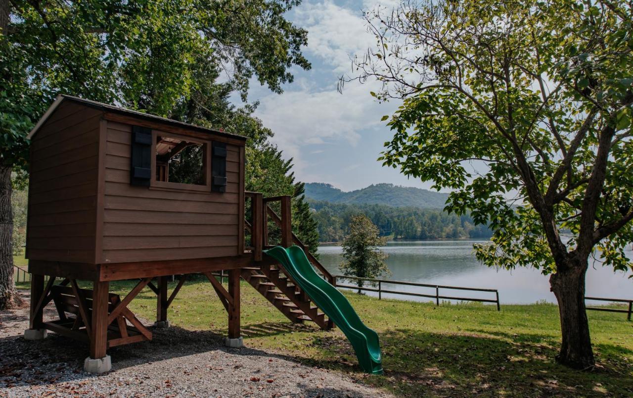 Tranquille Resort Hiawassee Extérieur photo